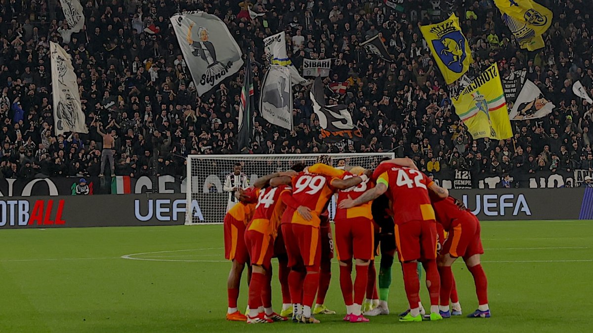 İtalya Galatasaray'ı konuşuyor: Osimhen ve Barış Alper stadyumu susturdu
