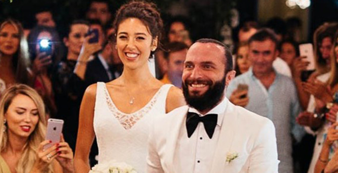 Berkay eşinden intikam aldı