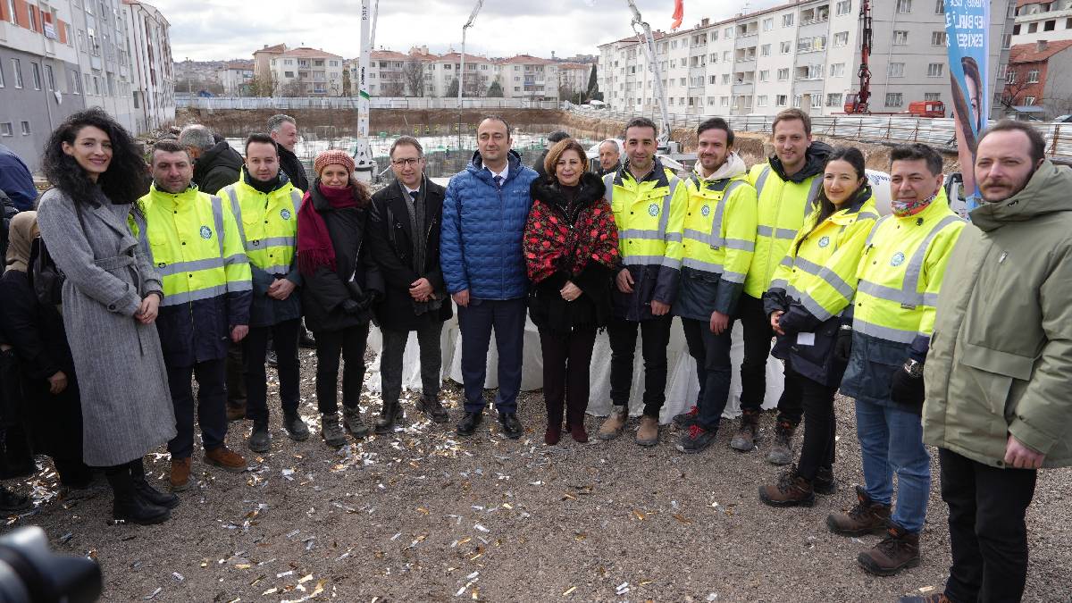 Büyükşehirden dev yatırım: “Gündoğdu 2 Etap B” projesinin temeli atıldı