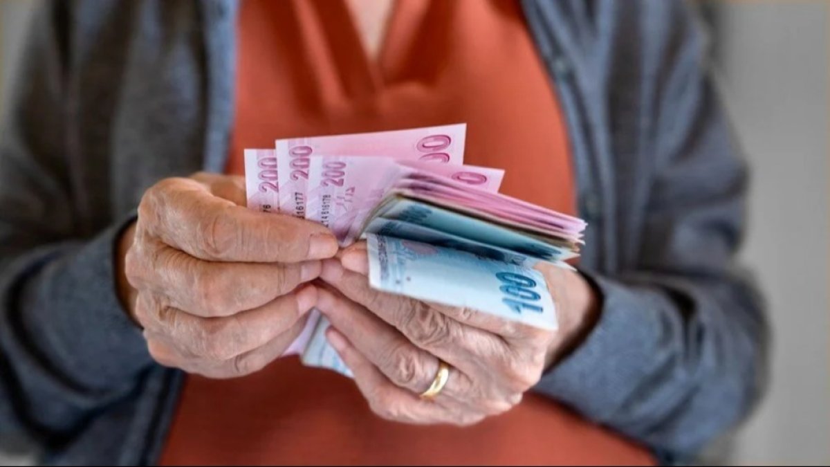 Emekli ikramiyesine zam geliyor: Torba yasayla yeni düzenlemeler yolda