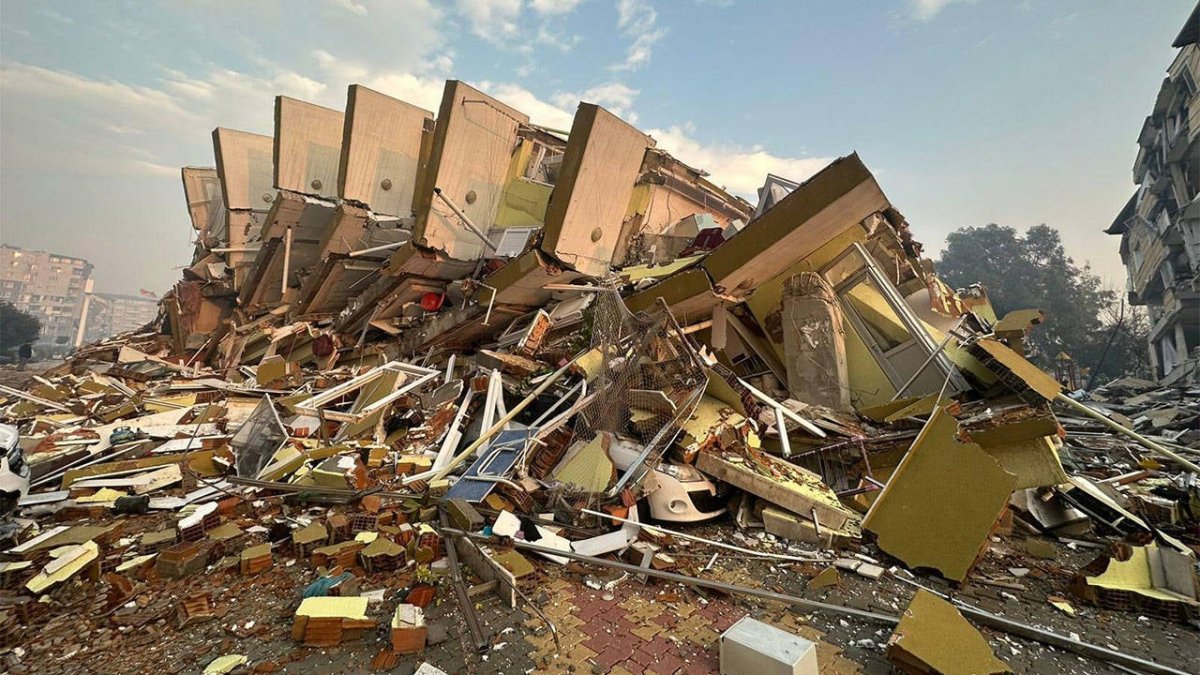 Hatay’da Ilgım Apartmanı soruşturmasında iki eski belediye başkanına izin çıkmadı