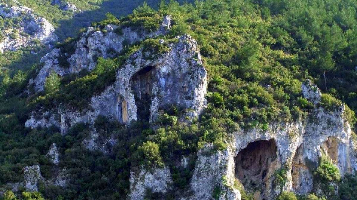 Ege’nin gizli sığınağı: Evliya Çelebi bile bu kaleden bahsetmiş!