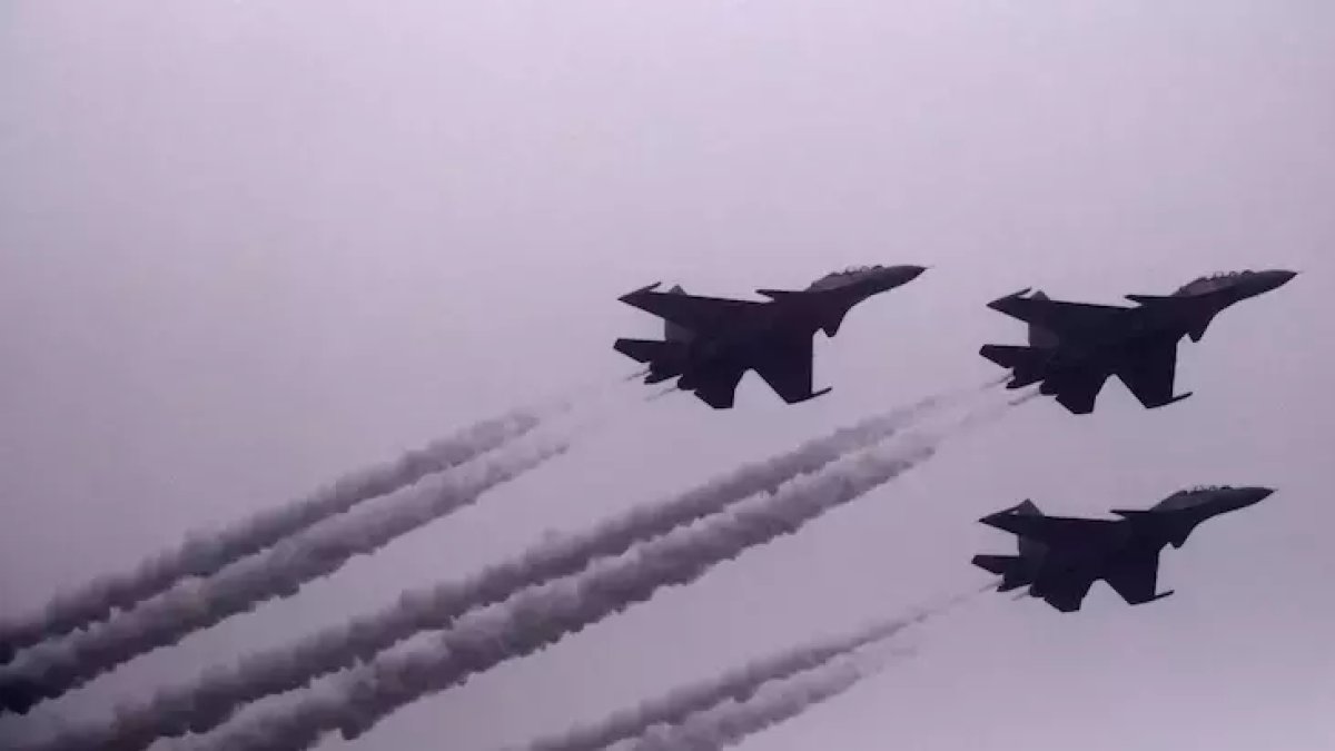 Afganistan, Pakistan topraklarına hava saldırısı düzenlediğini açıkladı