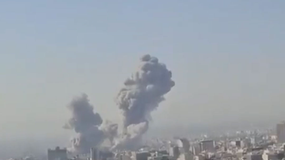 İsrail İran'ı vurdu