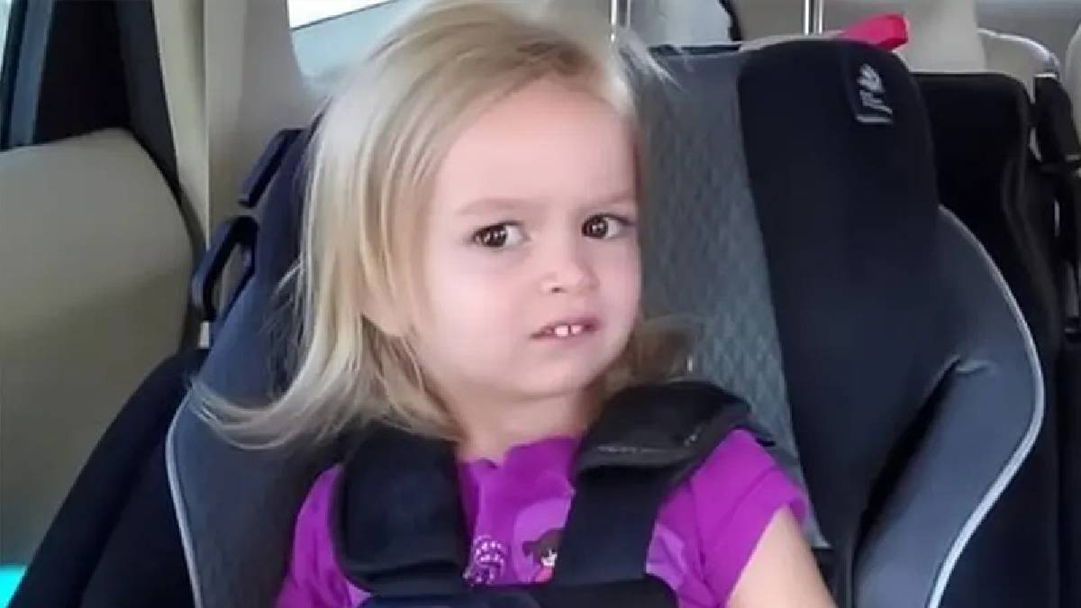 Herkes onu ‘Yan bakan kız’ olarak tanıyor: Artık büyüdü, genç kız oldu