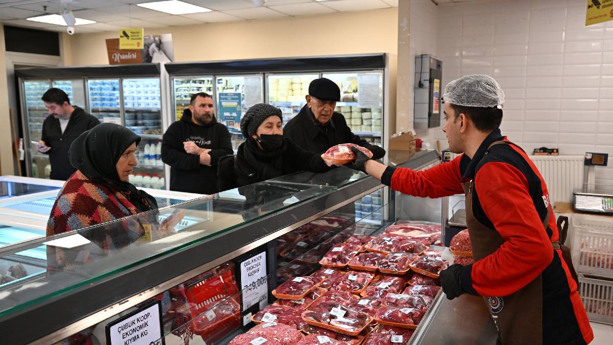 Başkent Market ve Başkent Mobil Marketlerde et satışları devam ediyor: Toplamda 26 bin kilogram et satıldı