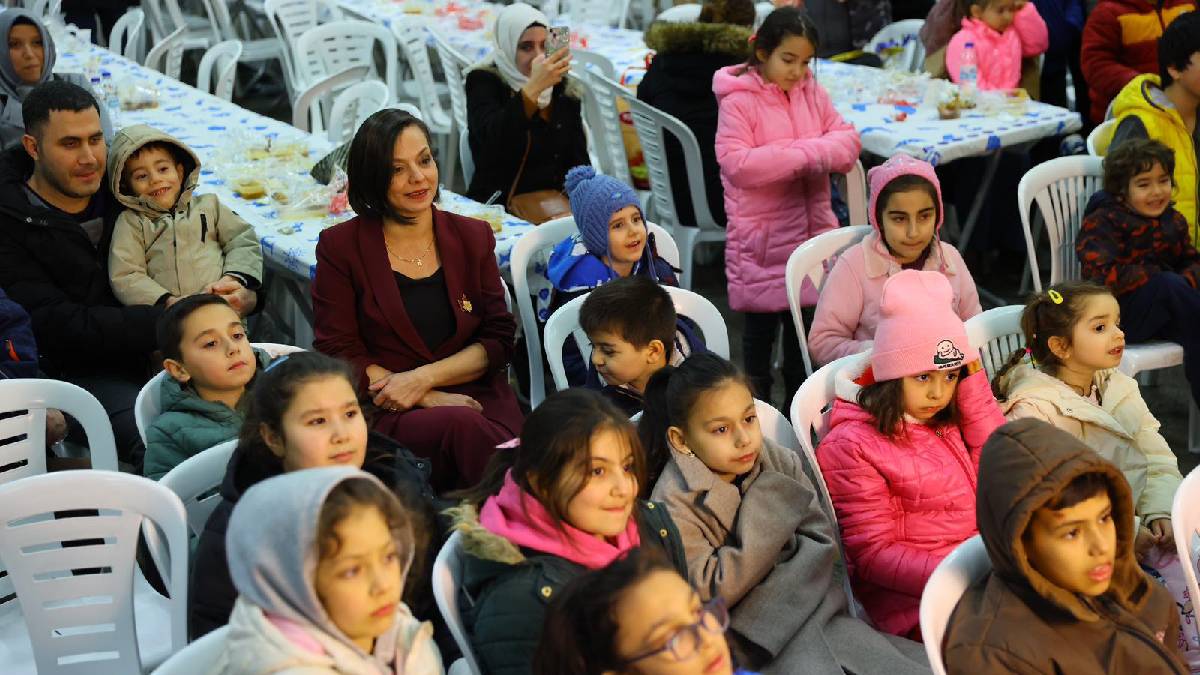 Karabağlar ’da birlik ve beraberlik sofrası Vatan Mahallesi’nde kuruldu