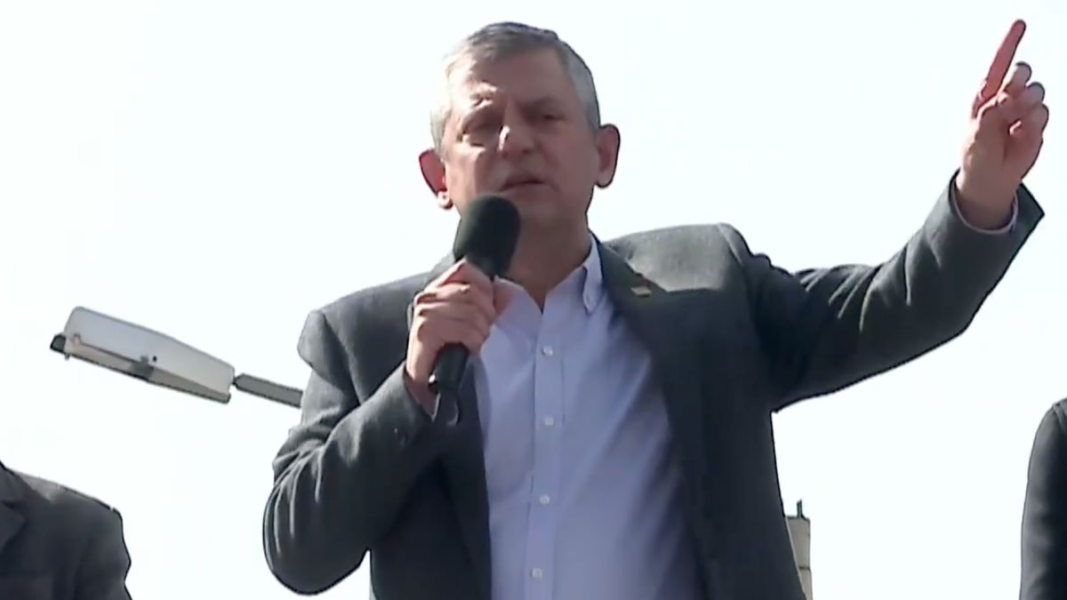 Özel'den ABD ve İsrail'e sert tepki: İran'a müdahale etmek eli kanlı Netanyahu'ya düşmez