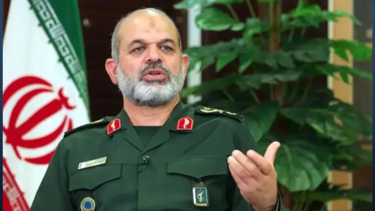 İran Devrim Muhafızları Ordusu’nun yeni komutanı Ahmet Vahidi oldu