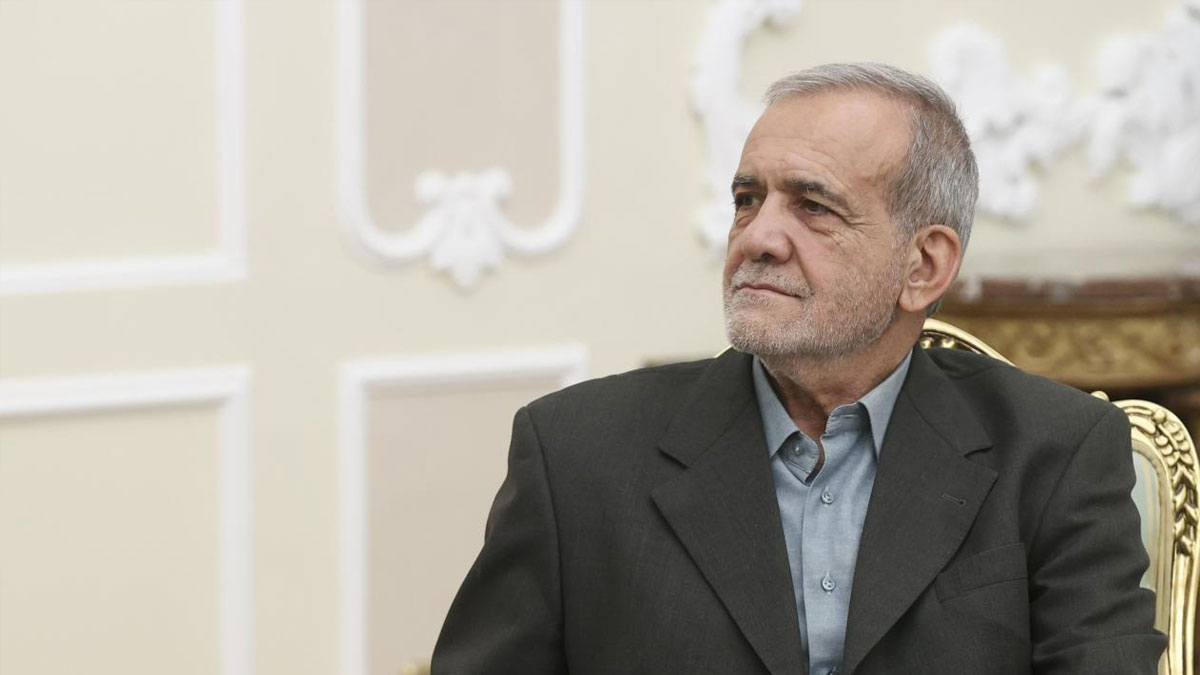 Pezeşkiyan: Hamaney'in intikamını almayı meşru bir hak olarak görüyoruz