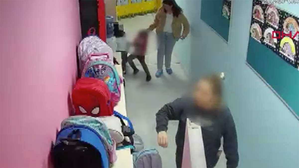 5 yaşındaki çocuğa anaokulunda öğretmeninden darp! 'Bilerek tekme atmadım'