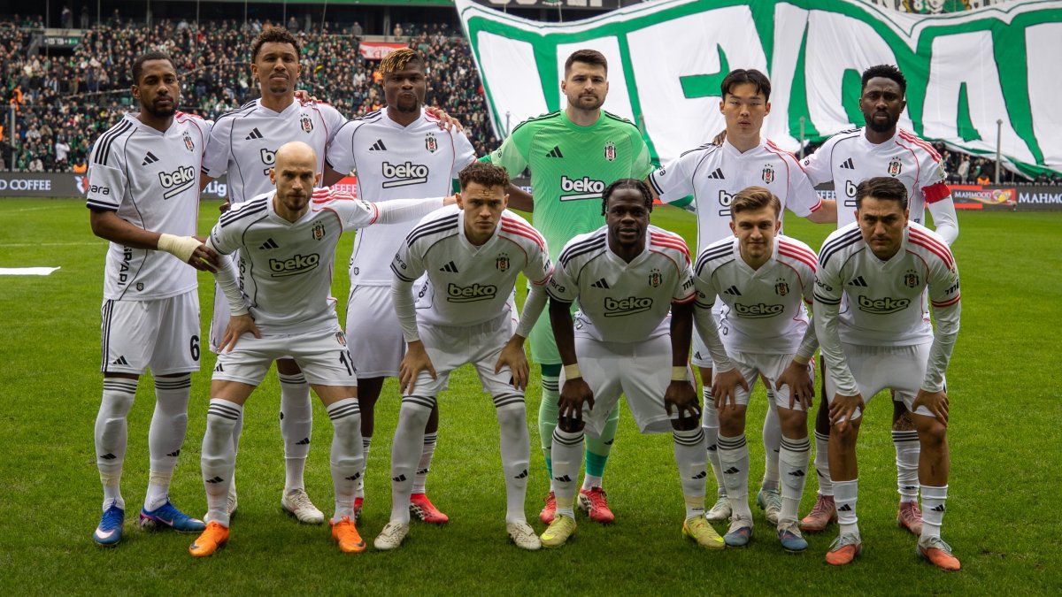 Beşiktaş'tan 123'üncü yıla özel yeni logo