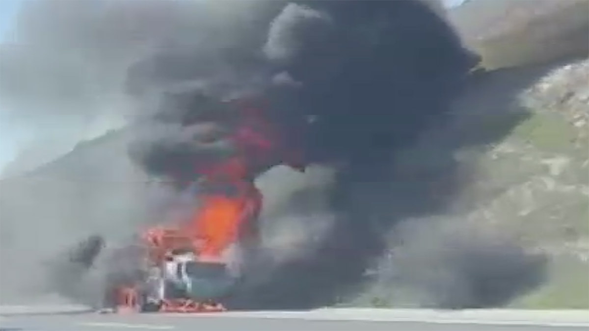 Kuzey Marmara Otoyolu'nda tır yangını: Müdahale sürüyor