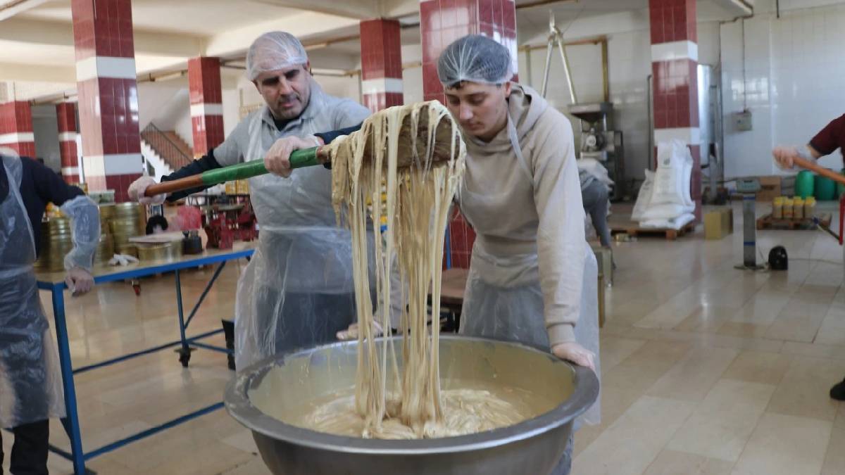 5 kuşaktır geleneksel üretim sürüyor: Ramazan’da taleple birlikte mesaileri de arttı