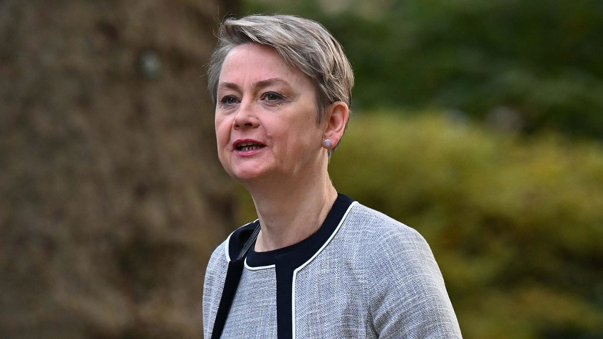 İngiltere Dışişleri Bakanı "Trump'ın İngiltere'yi savaşa sürüklediği" iddialarını reddetti