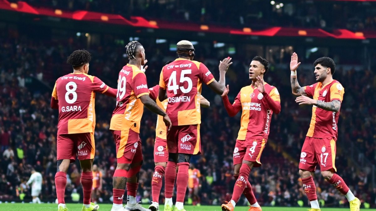 Galatasaray'ın Alanyaspor maçı kamp kadrosu belli oldu: 8 eksik