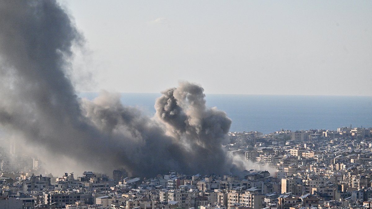 İsrail'den Lübnan'a hava saldırısı: Ölü sayısı 50'yi geçti