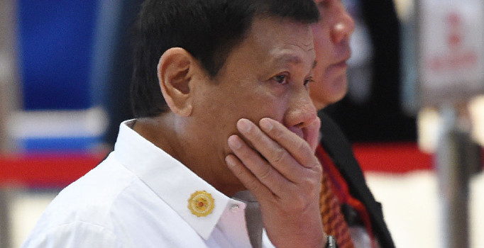 Filipinler Devlet Başkanı Obama'dan özür diledi