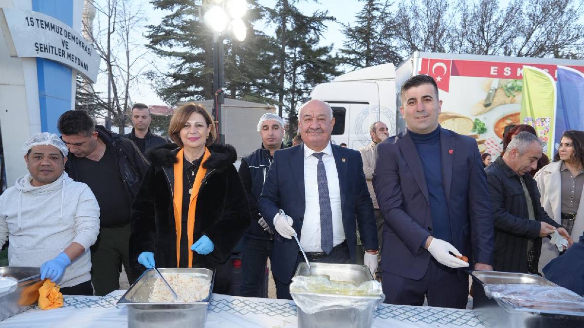 Büyükşehir Belediyesi Alpu’da gönülleri buluşturdu