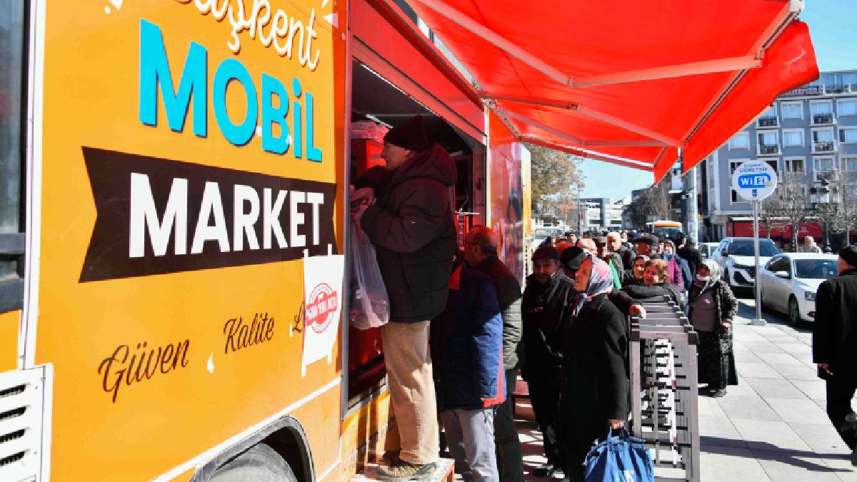 Ankara Büyükşehir, yüzde 100 yerli eti Başkentlilerle buluşturuyor: Başkent Mobil Marketler bu hafta 6 ilçede hizmet sunacak