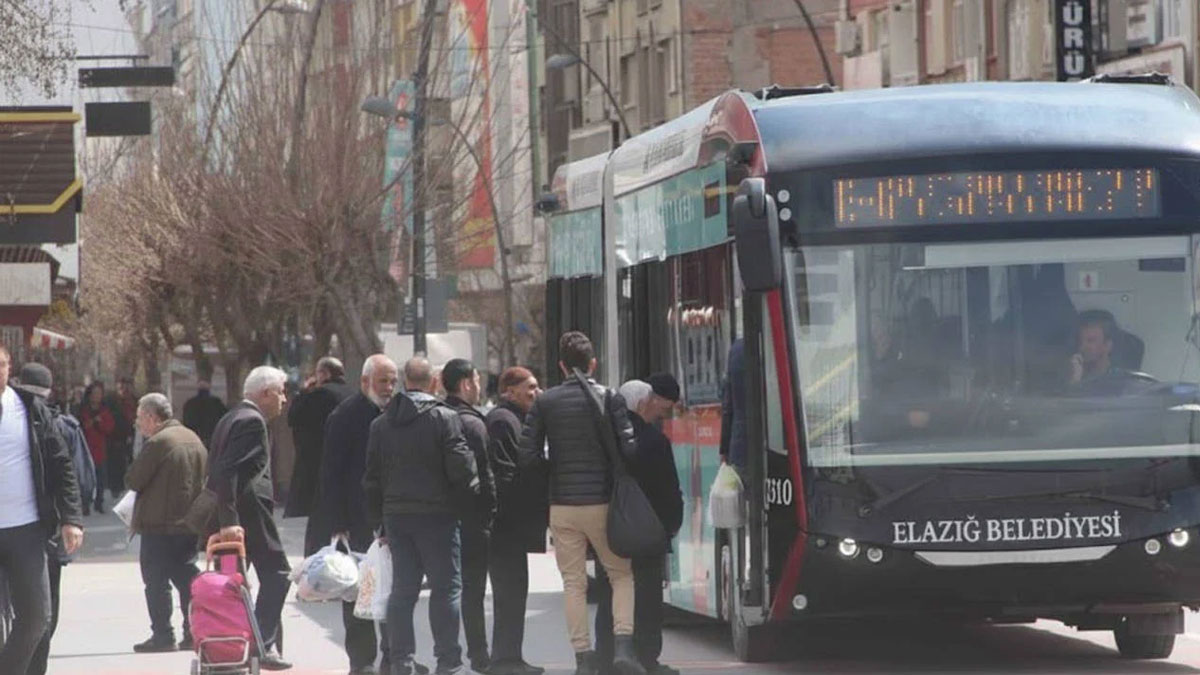 Emeklilerin ulaşım hakkında emsal karar: Kota iptal edildi