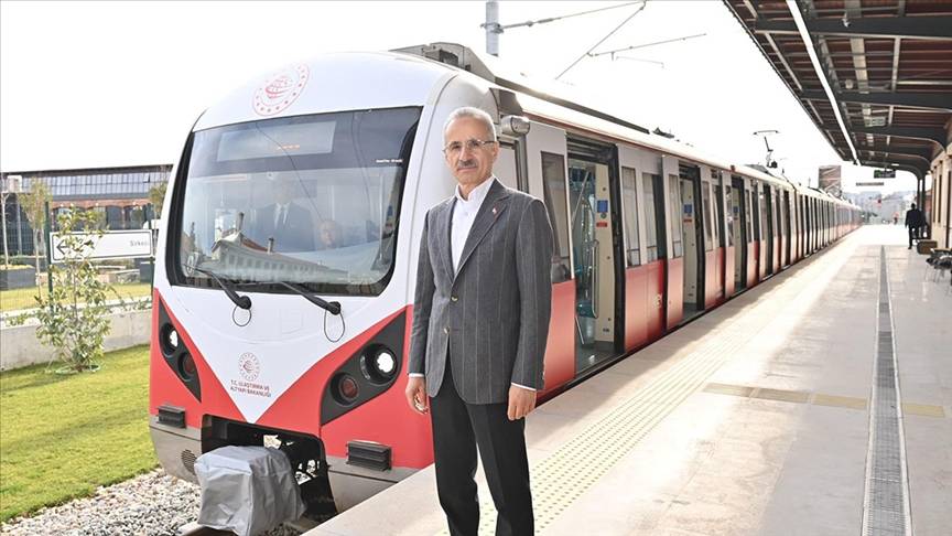 İstanbullulara müjde: Metro ağı büyüyor! 23 yeni istasyon geliyor, güzergâhlar belli oldu