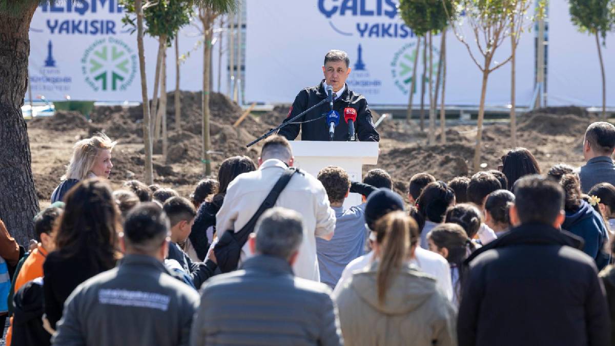 Beton söküldü, umut filizlendi