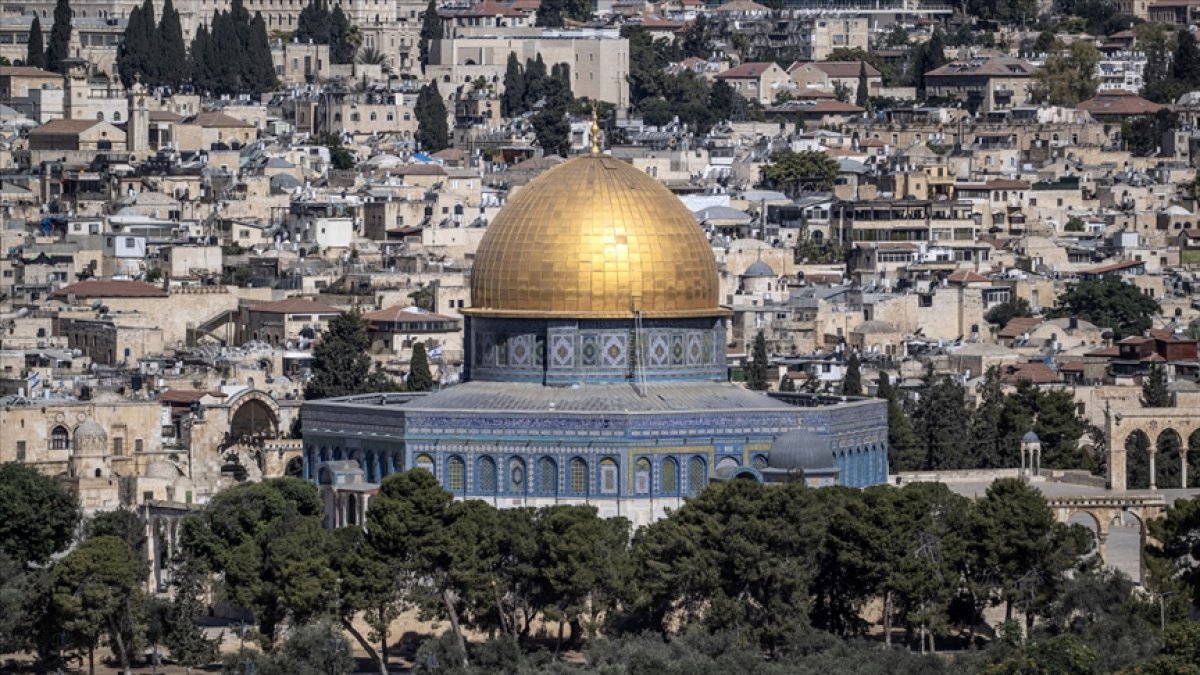İsrail savaş bahanesiyle Mescid-i Aksa'yı beş gündür kapalı tutuyor