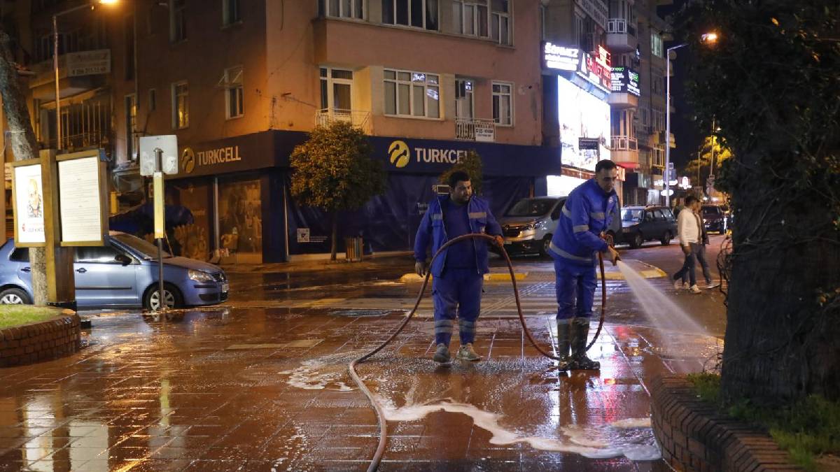 Büyükşehir, pırıl pırıl bir Aydın için çalışmalarını sürdürüyor