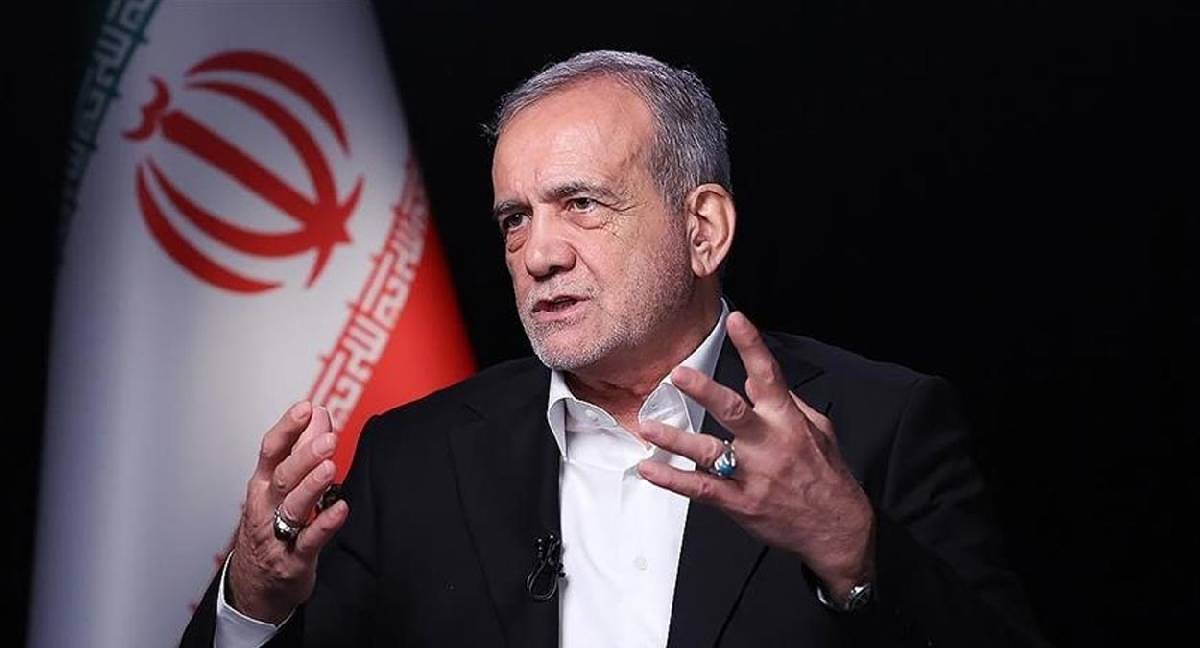 Pezeşkiyan'dan barış için bölge ülkelere mesaj: Komşularımızın egemenliğine saygı duyuyoruz