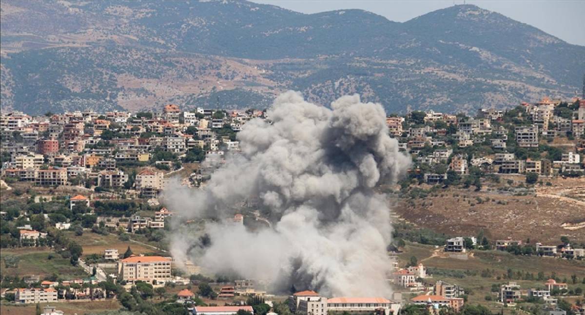 İsrail, Lübnan'a saldırıların tamamlandığını duyurdu: 2 araca düzenlenen hava saldırısında 3 kişi hayatını kaybetti