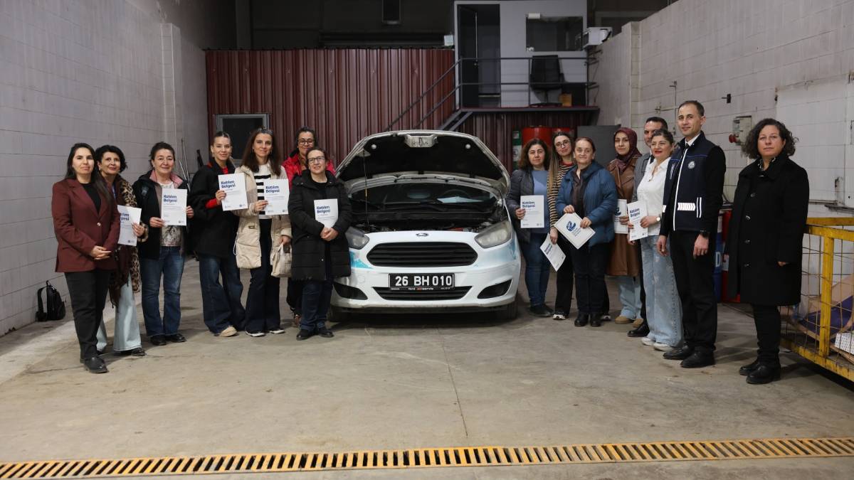 Dört hafta süren eğitim tamamlandı: Kadınlar bu atölyede araç bakımını öğrendi