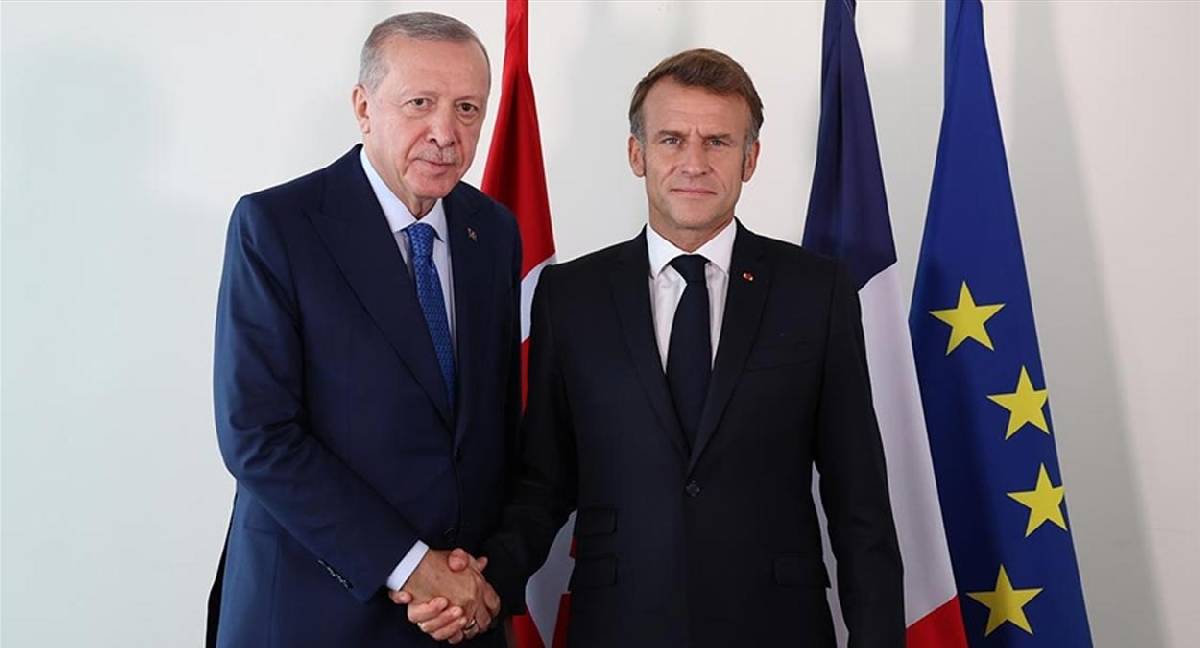 Erdoğan ve Macron İran ve bölgesel gelişmeleri görüştü