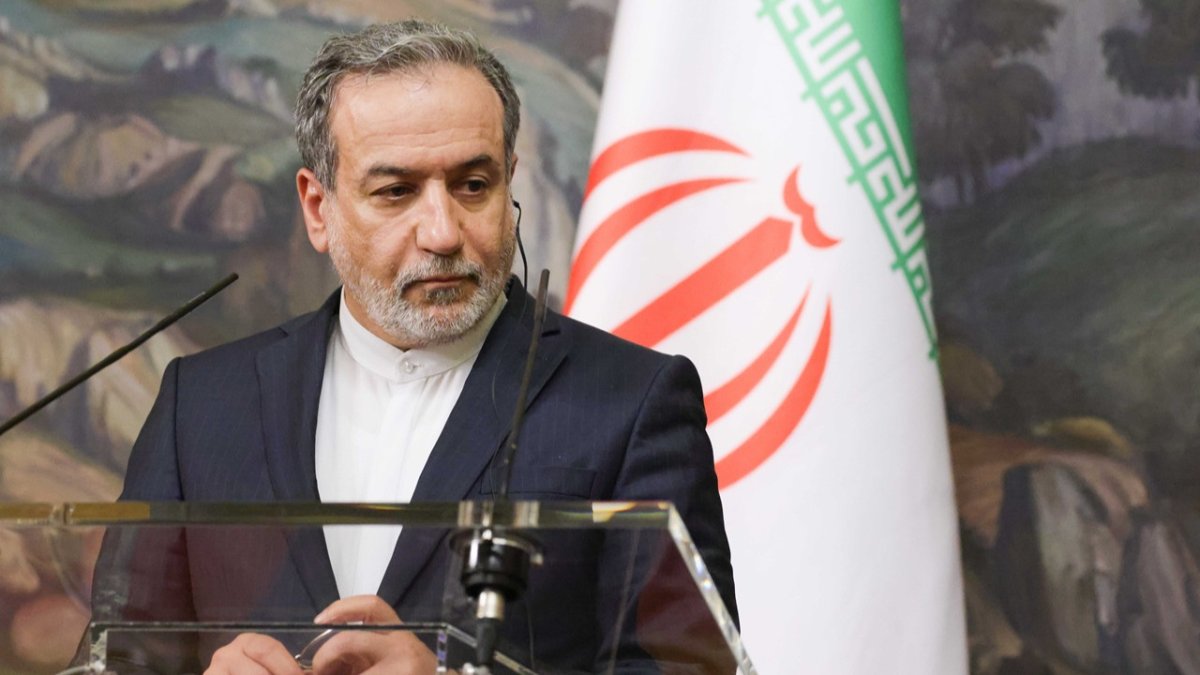 İran Dışişleri Bakanı Erakçi: Amerikan askerleriyle karşı karşıya gelmeye hazırız, onlar için felaket olur