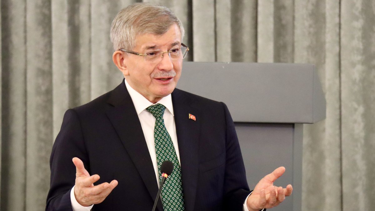 Davutoğlu, Bursa'da iftar programında konuştu: 3'üncü Dünya Savaşı fiilen başladı
