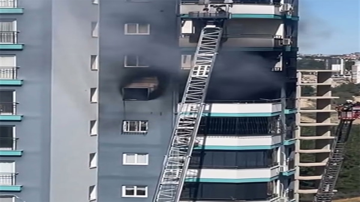 Yangında baba ve 1,5 yaşındaki bebeği mahsur kalmıştı: 'Canım sıkıldı, yaktım'