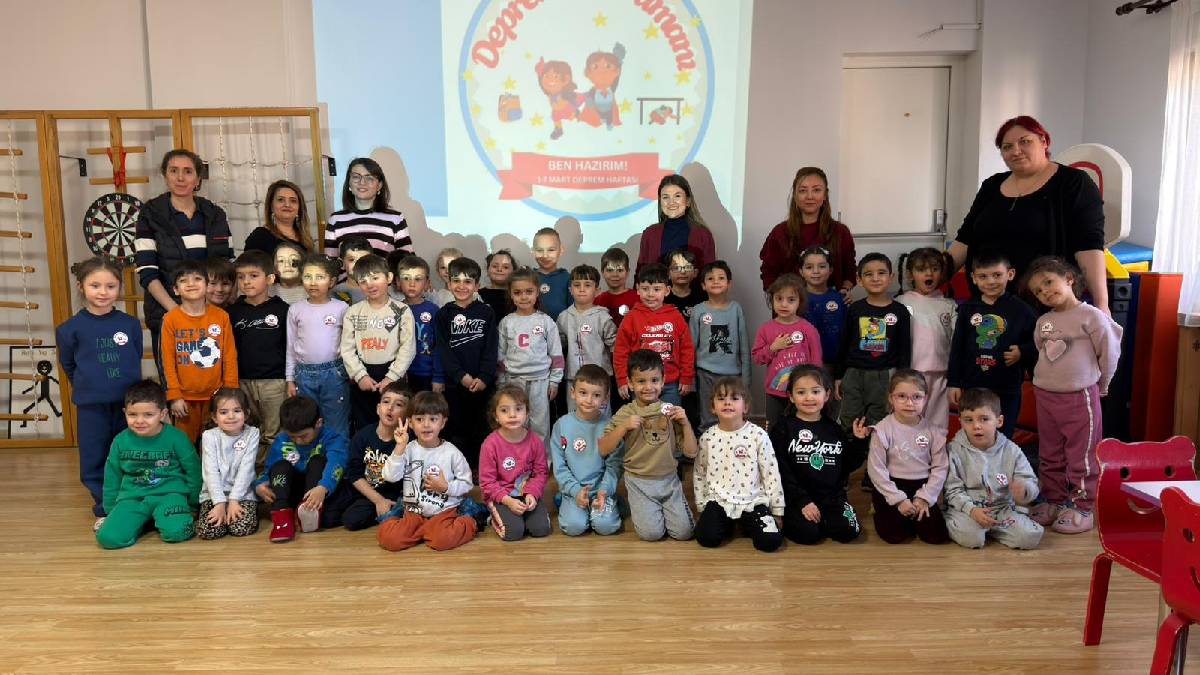 Minikler depreme karşı bilinçleniyor
