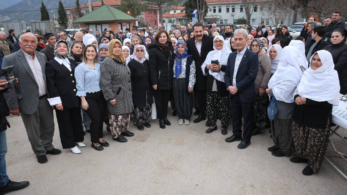 Başkan Ünlüce: “Bu sofralar paylaşmanın simgesi”