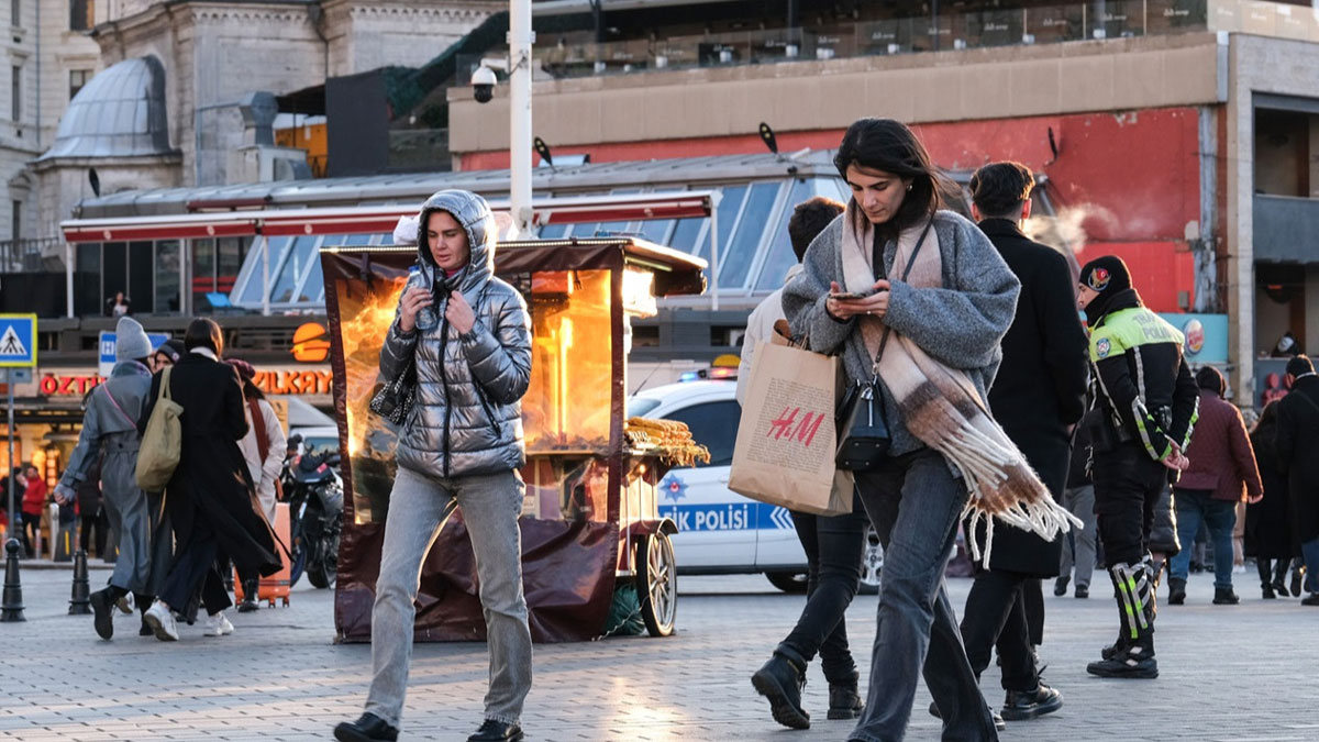 İstanbul’da poyraz alarmı: Sıcaklıklar 10 derece düşecek