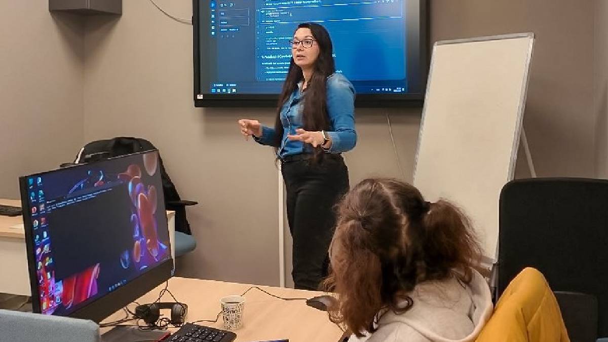 Efeler’in başrolünde kadınlar var!