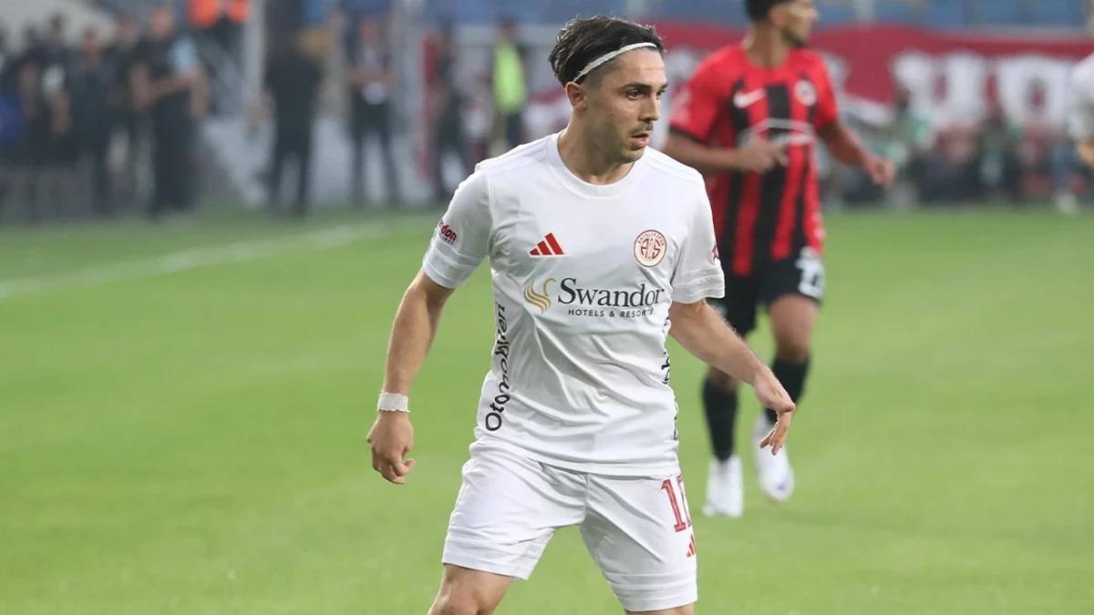 Abdülkadir Ömür 89 maçtır gol orucunda