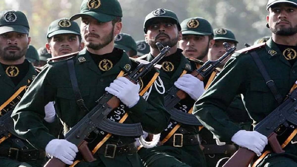 İran Devrim Muhafızları’ndan ABD’ye gözdağı: Gelişinizi bekliyoruz