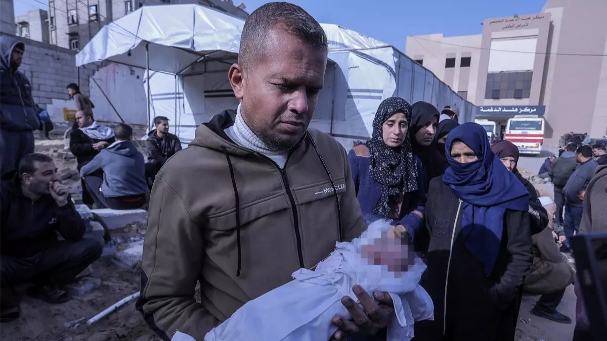 Gazze'de can kaybı 72 bin 123'e yükseldi