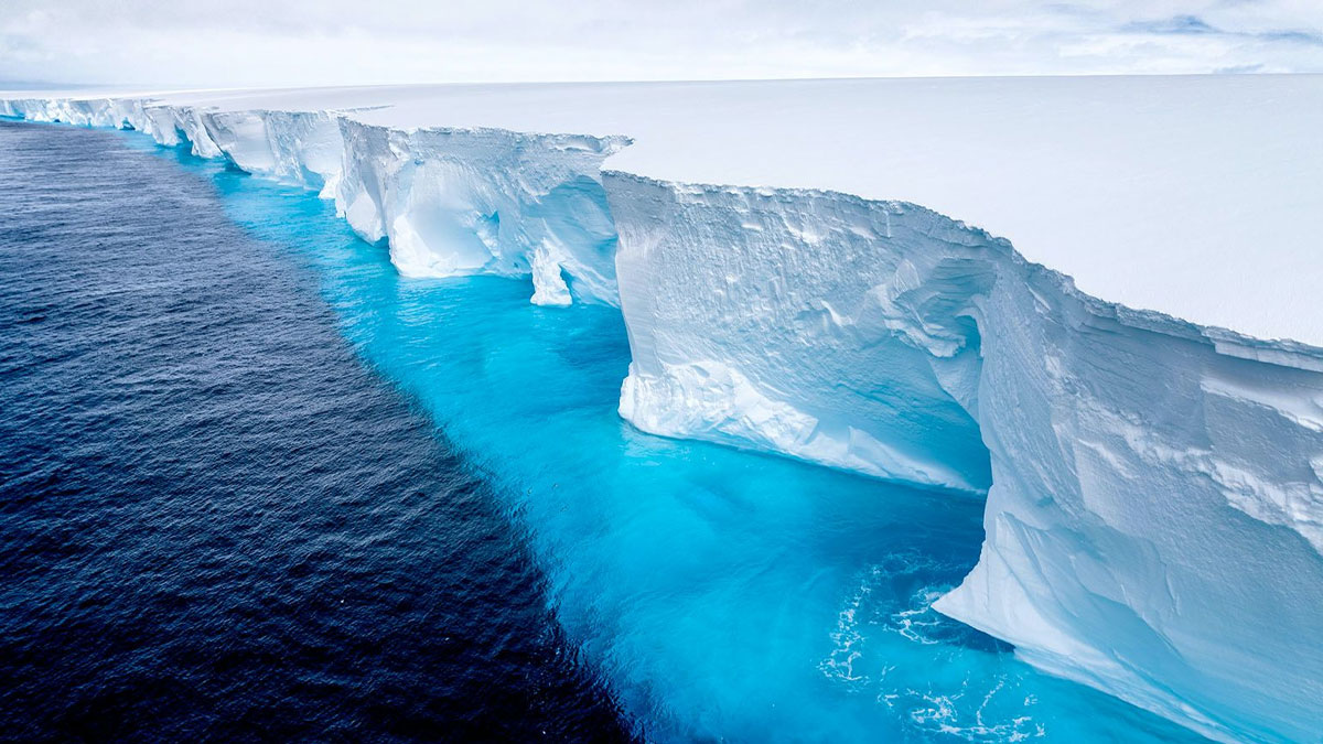 Dünyanın en büyük buzdağı olan A23a'nın ölümü: 40 yıllık destansı yolculuk haftalar içinde sona erecek