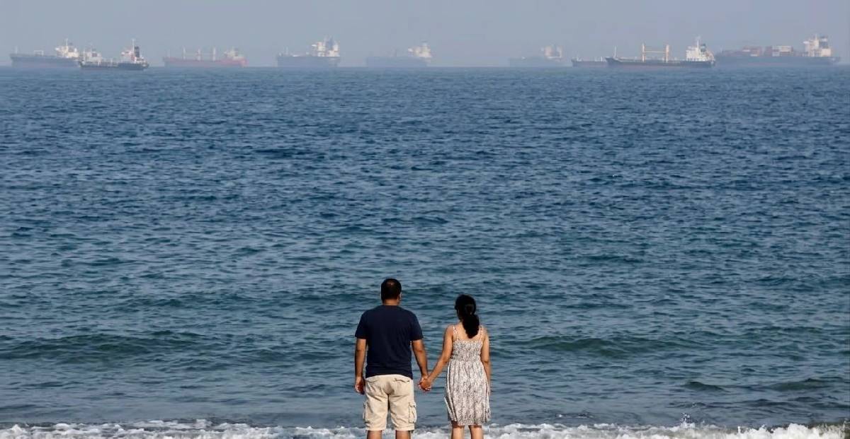 Financial Times yazdı: Hürmüz Boğazı'ndaki gemiler bir gecede 'Türk' oldu