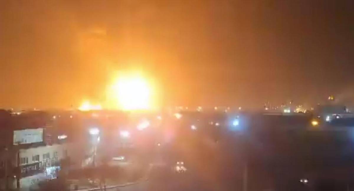 ABD ve İsrail'den 'savaş suçu' boyutunda saldırı: İran halkının can damarları ateşe verildi