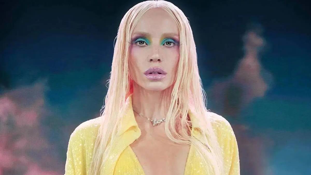 Gülşen estetik mi yaptırdı? Gülşen’in yüzündeki değişim herkesi şaşırttı!