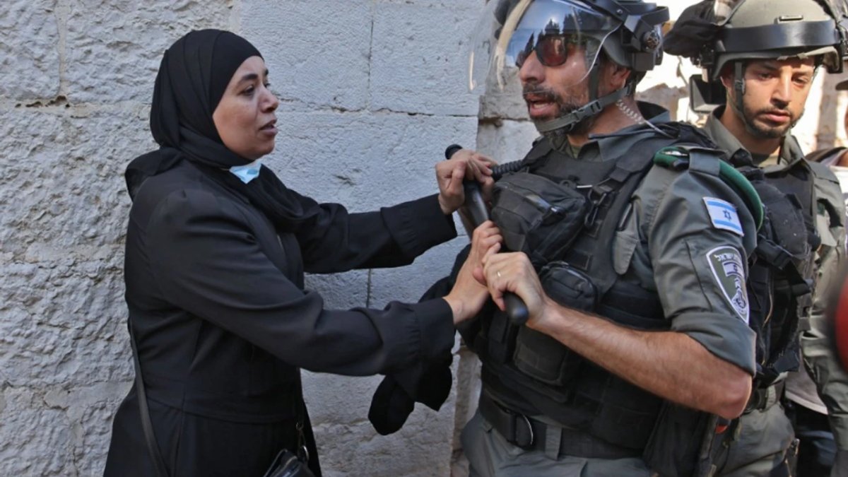 İsrail, Ekim 2023’ten bu yana 700 filistinli kadını gözaltına aldı