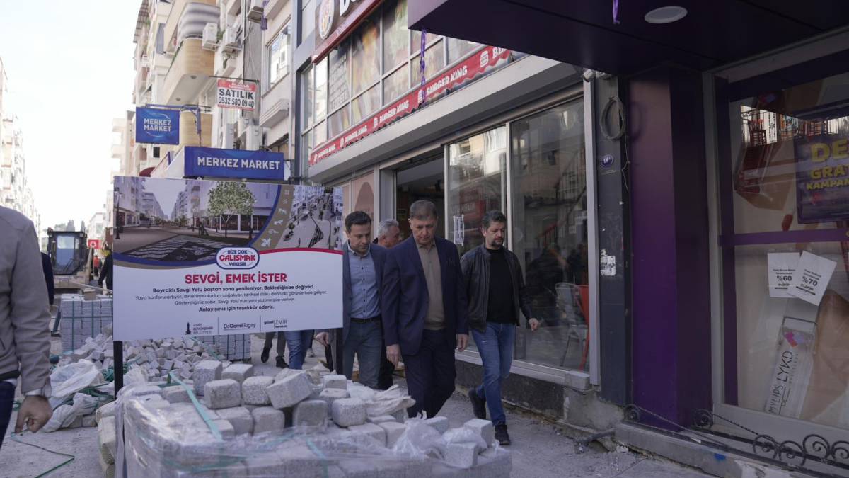 Bayraklı Sevgi Yolu'nda yoğun tempo