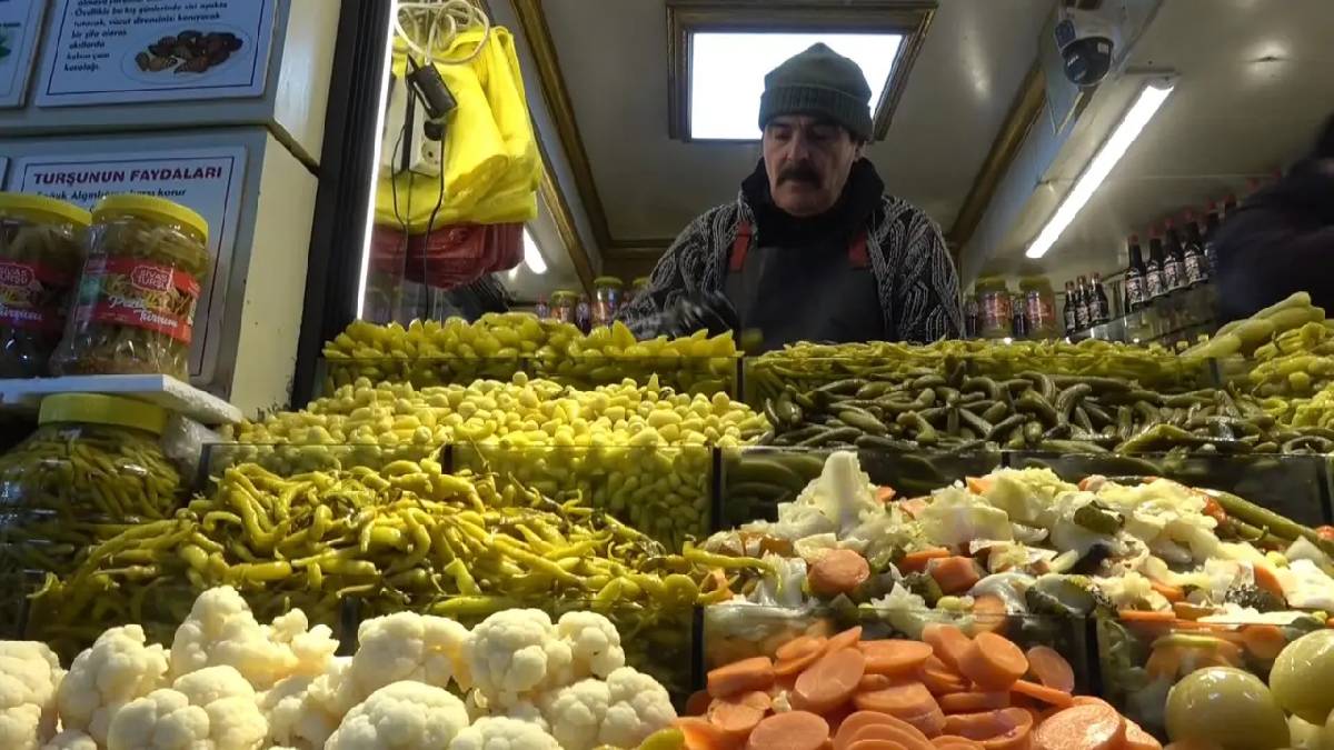 1 değil 2 değil tam 35 çeşit! Kilosu 250 TL’den yok satıyor
